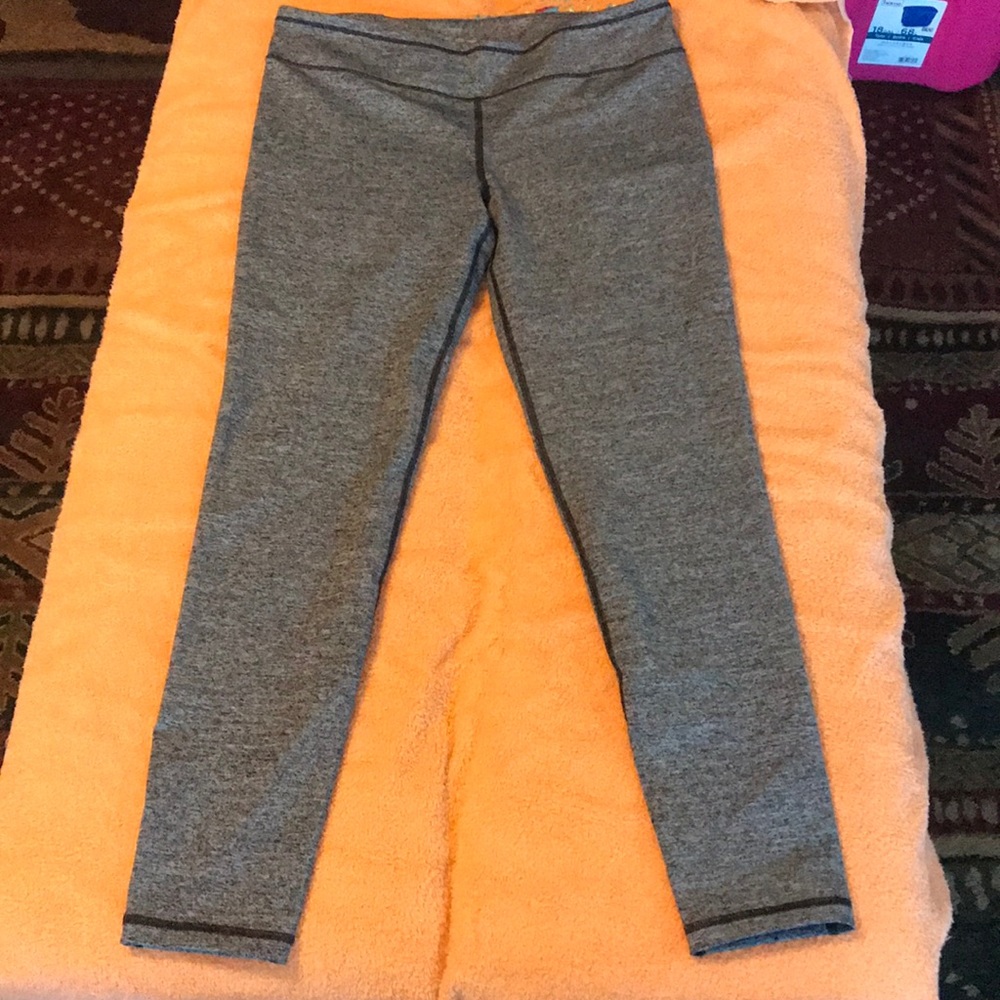 Victoria’s Secret leggings